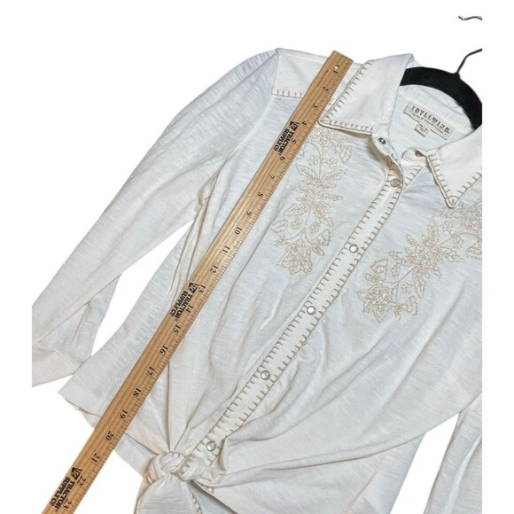 Idyllwind Women Embroidered Tie Front Knit Long Sleeve Western Pearl Snap Shirt - Picture 10 of 13